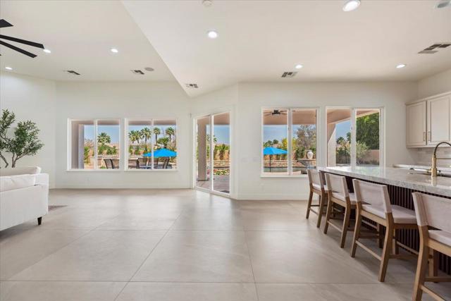 Image 14 of 77 For 80262 Amazon Avenue