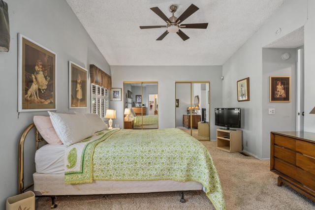 15300 Palm Drive, Desert Hot Springs CA: https://media.crmls.org/mediaz/56c2a137-3649-4b45-b9f3-3fa8eae783f7.jpg