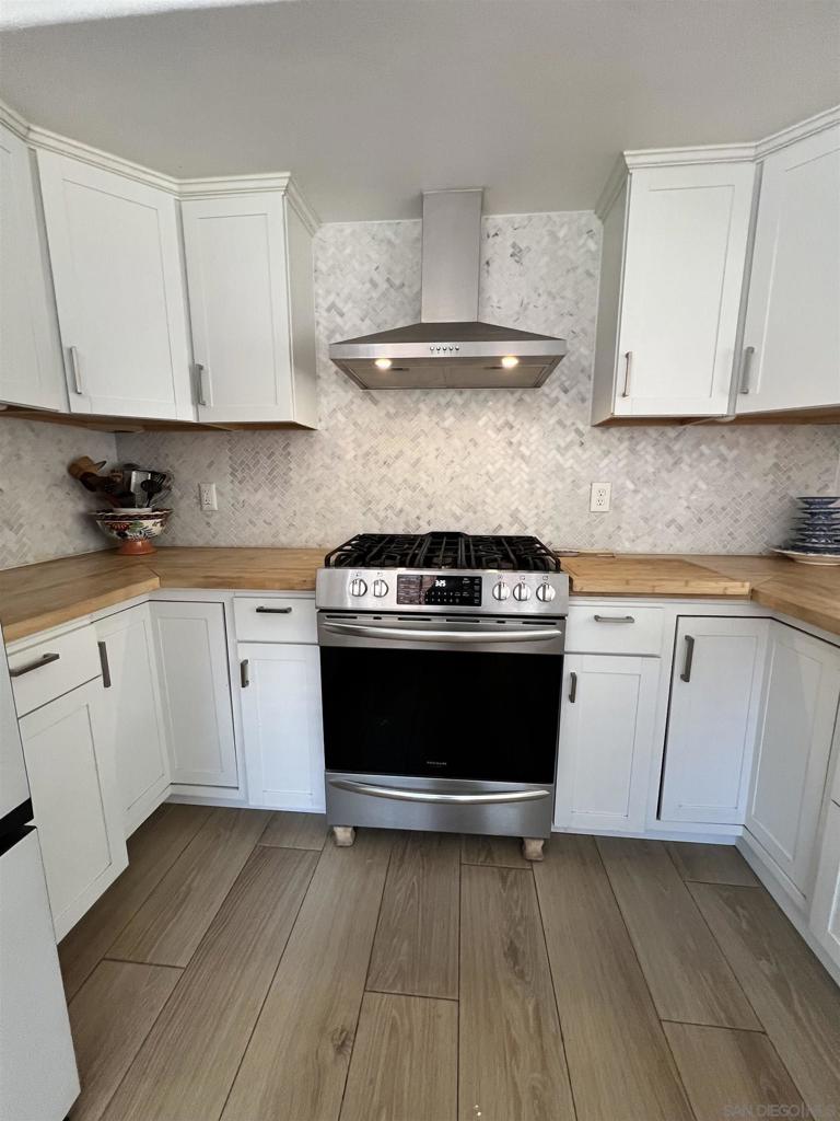 10184 Aviary Dr - photo 8