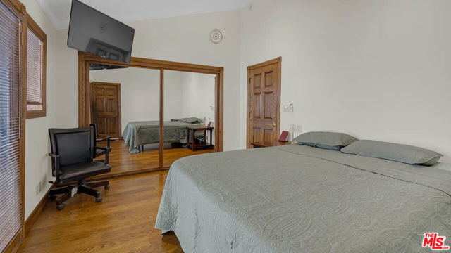 1242 Angelo Drive photo 45