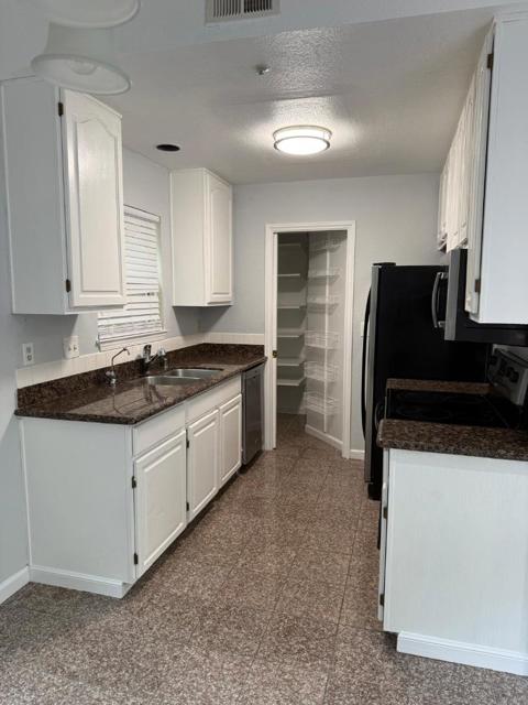 822 Shooting Star Terrace, Sunnyvale CA: https://media.crmls.org/mediaz/56c3983a-aee8-4911-88ca-9b43586f5fb3.jpg