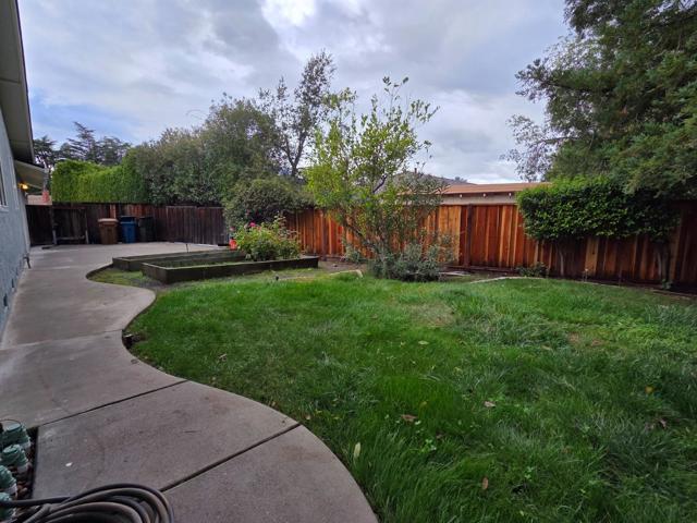 50 Nottingham Pl Place, Clayton CA: https://media.crmls.org/mediaz/56c3ad11-8188-4d23-a22e-7bd205cfd874.jpg
