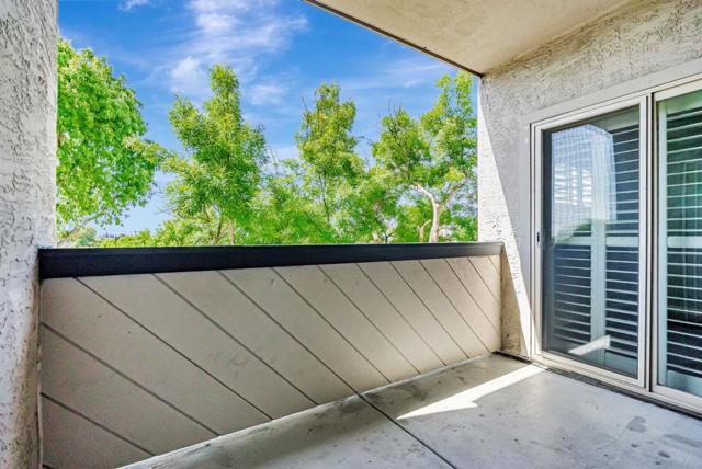 1234 Stanhope Lane, Hayward CA: https://media.crmls.org/mediaz/56c455fa-8703-4152-8193-08aa5925a345.jpg