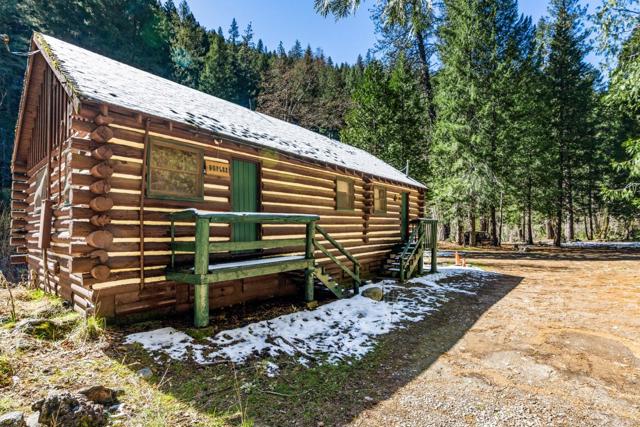 21791 Highway 49, Downieville CA: https://media.crmls.org/mediaz/56c48d4a-4a7c-4b60-b5d2-2220015ce58e.jpg