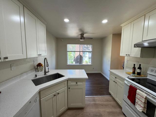 2591 Easton Way, San Jose CA: https://media.crmls.org/mediaz/56c53bbe-4e64-4a3b-8851-a18e79c9c89f.jpg