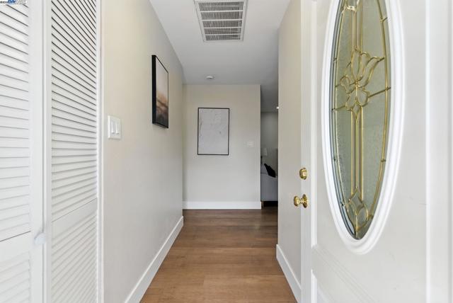 35458 Orleans Dr, Newark CA: https://media.crmls.org/mediaz/56c5a7a4-b600-4b39-a7b1-3bea356c7097.jpg