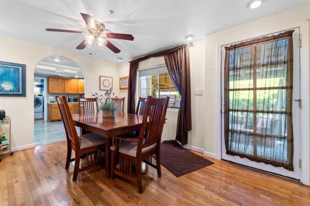 16973 Roberts Road, Los Gatos CA: https://media.crmls.org/mediaz/56c614e4-7f89-4ef2-9096-fb79961c533b.jpg