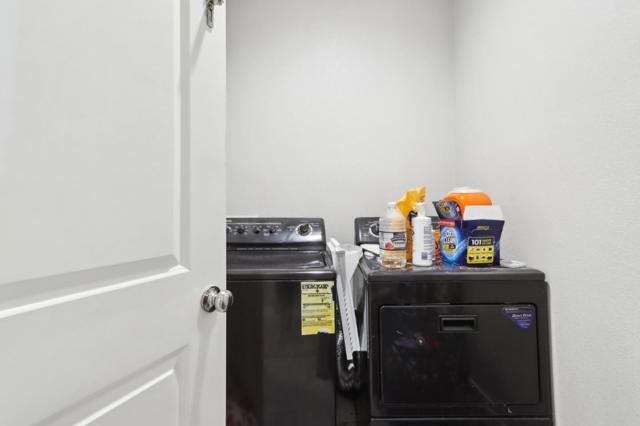 545 Shearwater Street, Hollister CA: https://media.crmls.org/mediaz/56c662b9-44ba-4289-b5f0-21b6171cb190.jpg