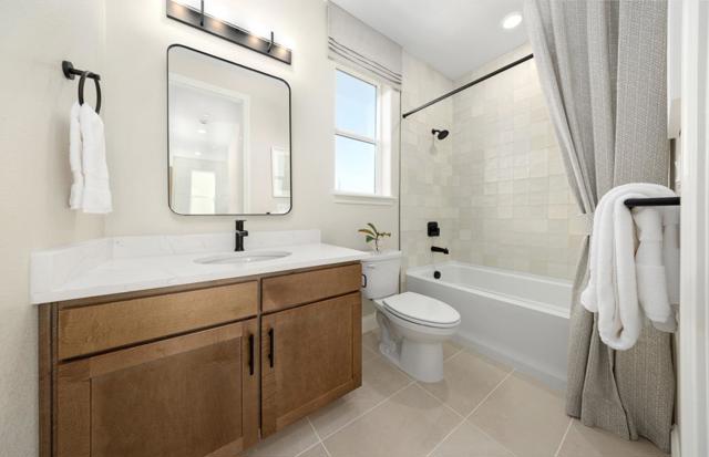2512 Sage Street, San Mateo CA: https://media.crmls.org/mediaz/56c6bfee-f53a-4c40-9ab8-005106506283.jpg
