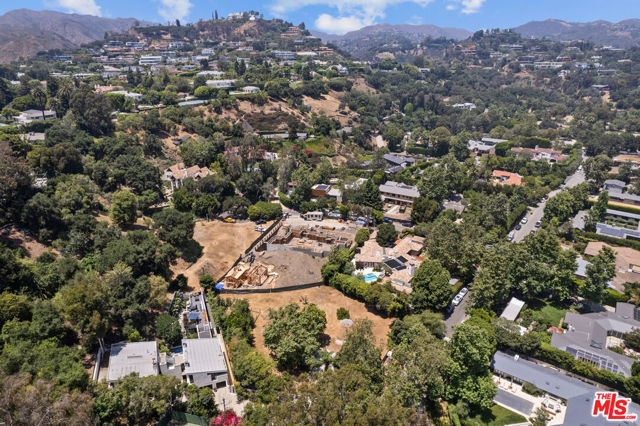 1511 Old Oak Road, Los Angeles CA: https://media.crmls.org/mediaz/56c727a9-8c36-445a-85c6-c8eb8c382fff.jpg