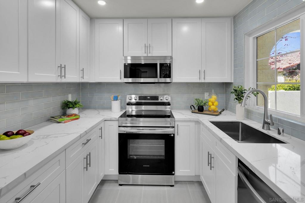 4135 Porte De Merano - photo 9