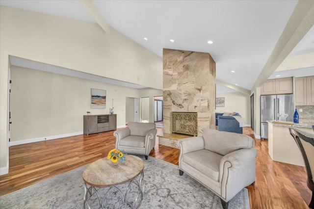 14075 Mountain Quail Road, Salinas CA: https://media.crmls.org/mediaz/56c79656-e0b4-4e94-a25c-5e6272472e9c.jpg