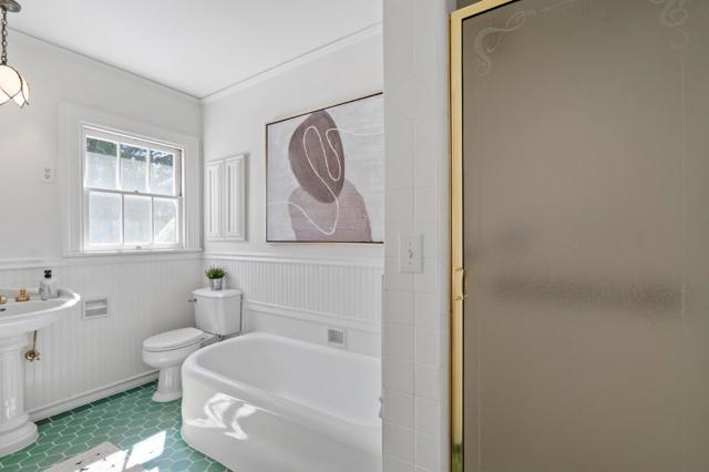 206 Frances Lane, Redwood City CA: https://media.crmls.org/mediaz/56c7befe-e836-4da2-a898-2fd8a49b455b.jpg