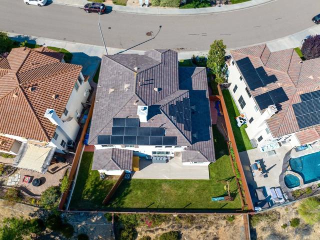 1438 Dolphin Court, San Marcos CA: https://media.crmls.org/mediaz/56c8f8da-fe6c-4995-bd15-0b0a28423cfc.jpg