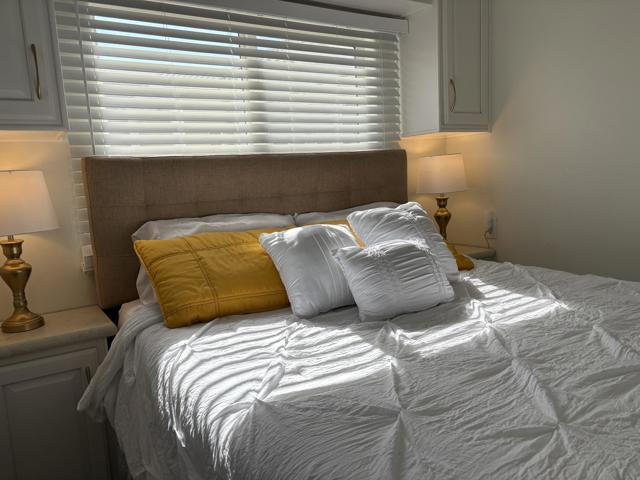 74711 Dillon Road, Desert Hot Springs CA: https://media.crmls.org/mediaz/56c957fd-514b-4772-b51a-484744895d89.jpg