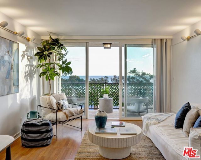 23901 Civic Center Way, Malibu CA: https://media.crmls.org/mediaz/56c9d07b-ca04-47c9-a956-2b8f43375fad.jpg