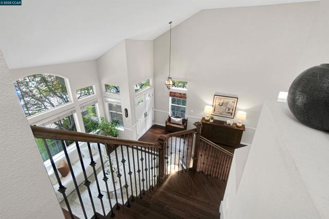 405 Triomphe Ct, Danville CA: https://media.crmls.org/mediaz/56c9e6b3-d0a1-41c5-93fa-e830cc618737.jpg