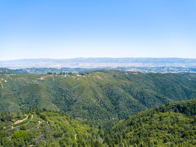 110 Silverline Road, Los Gatos CA: https://media.crmls.org/mediaz/56c9f06c-8d26-4349-8d48-5c1c318d7a8f.jpg