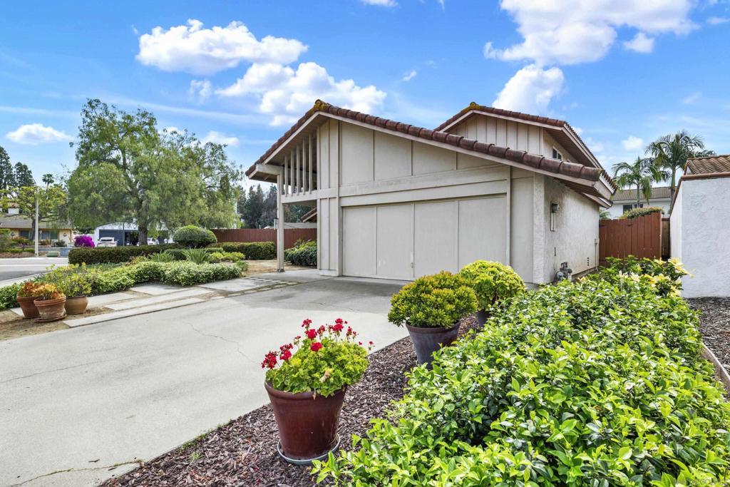 12475 Floresta Way - photo 5