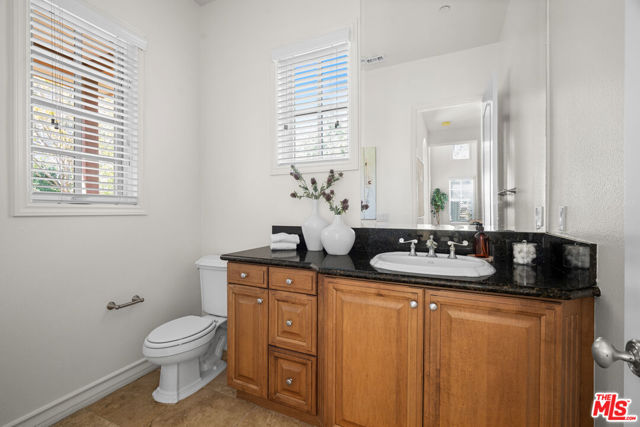 1772 Tamarack Street, Westlake Village CA: https://media.crmls.org/mediaz/56ca8c18-700a-4df7-9934-60783a195629.jpg
