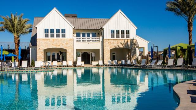 1052 Spike Street, Chula Vista CA: https://media.crmls.org/mediaz/56ca8d61-1e01-4a4d-966c-081c6f57cdac.jpg