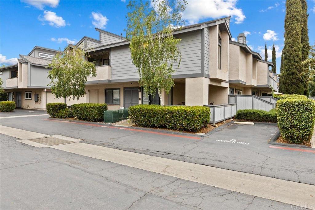 2135 E Valley Parkway #51