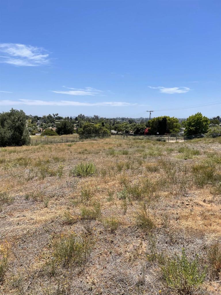 MLS #250029848SD img 14