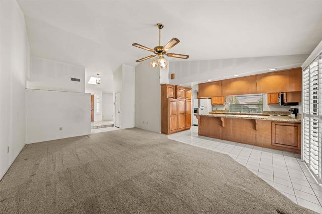 Detail Gallery Image 8 of 25 For 1367 Heritage Ct, Escondido,  CA 92027 - 3 Beds | 2 Baths