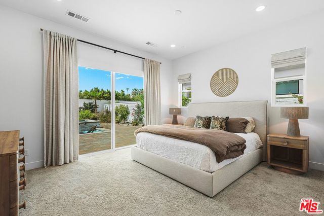 Image 14 of 63 For 75403 Mansfield Drive