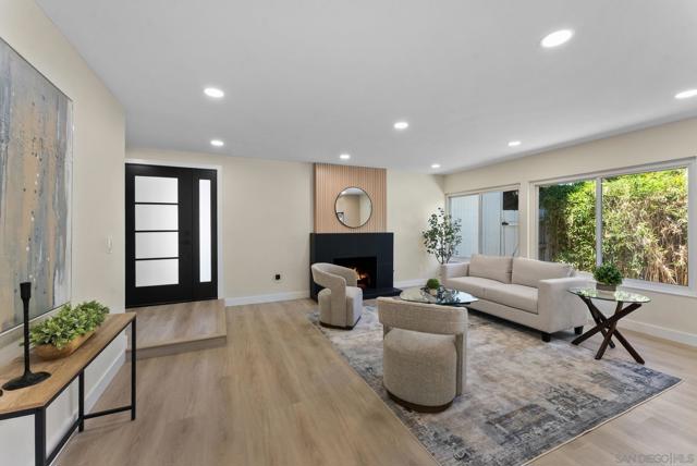 11412 Lucera Pl, San Diego CA: https://media.crmls.org/mediaz/56cbb782-b610-4ac5-aea7-05ed65ced01f.jpg