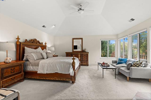 3146 Blackhawk Meadow Dr, Danville CA: https://media.crmls.org/mediaz/56cbe3b6-4716-4100-a9f3-f352dbd5b1e1.jpg