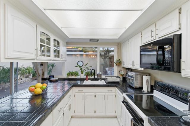 7066 Cypress Point Court, San Jose CA: https://media.crmls.org/mediaz/56cbf6cd-d586-4c74-86a1-2c4f8e1cc1d4.jpg