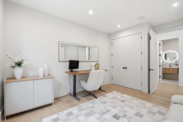 543 Tennyson Avenue, Palo Alto CA: https://media.crmls.org/mediaz/56ccce82-6c68-4e5f-8e9d-c46577364dd5.jpg