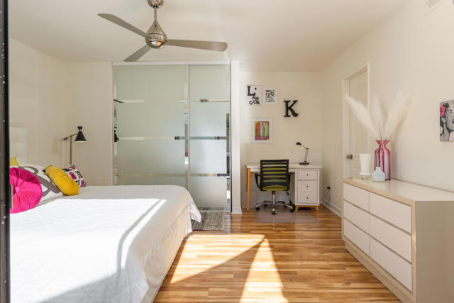 2910 Calle Loreto, Palm Springs CA: https://media.crmls.org/mediaz/56cce659-ce41-42c1-9cba-474264c8f03c.jpg