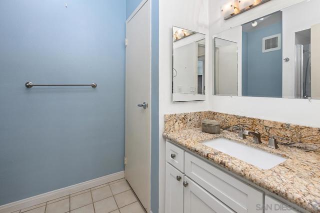 2620 2nd Avenue, San Diego CA: https://media.crmls.org/mediaz/56cdb57d-3424-4229-b609-7180e453b424.jpg