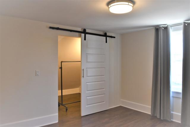 1525 Monroe Avenue, San Diego CA: https://media.crmls.org/mediaz/56ce2ca4-a55f-4fcf-80f0-448d7f7e1d38.jpg