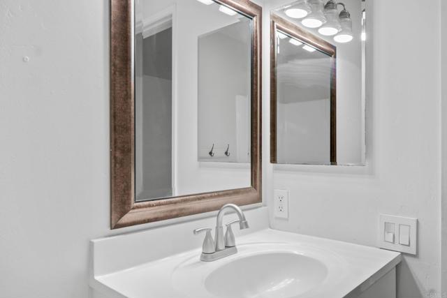 Detail Gallery Image 22 of 32 For 4891 Collwood Blvd #B,  San Diego,  CA 92115 - 2 Beds | 2 Baths