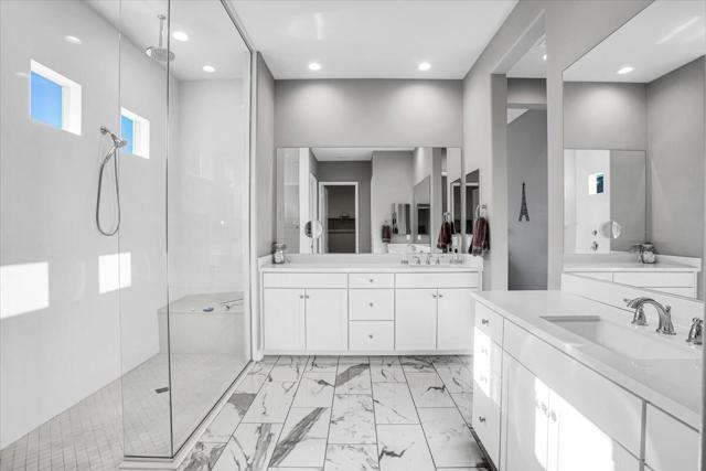 104 Barolo, Rancho Mirage CA: https://media.crmls.org/mediaz/56cf9a34-028c-4dc6-9b3b-644142819b09.jpg