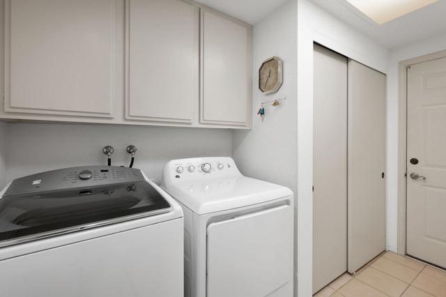 38 Conejo Circle, Palm Desert CA: https://media.crmls.org/mediaz/56cf9ce3-2db4-4c19-8560-cc1c511d48c4.jpg