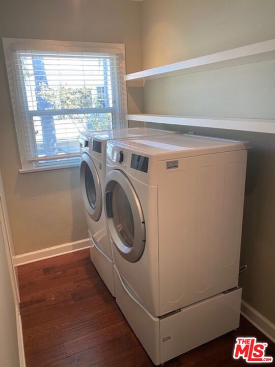 745 -747 1/4 N Hayworth Avenue, Los Angeles CA: https://media.crmls.org/mediaz/56d045e4-ac2c-4c16-bce3-a8307e206454.jpg