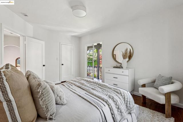 356 Mountain Avenue, Piedmont CA: https://media.crmls.org/mediaz/56d04b7b-fee2-4fa1-84a5-f473e6186ea3.jpg