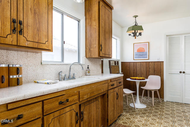 Detail Gallery Image 11 of 32 For 2614 Mary St, La Crescenta,  CA 91214 - 2 Beds | 1/1 Baths