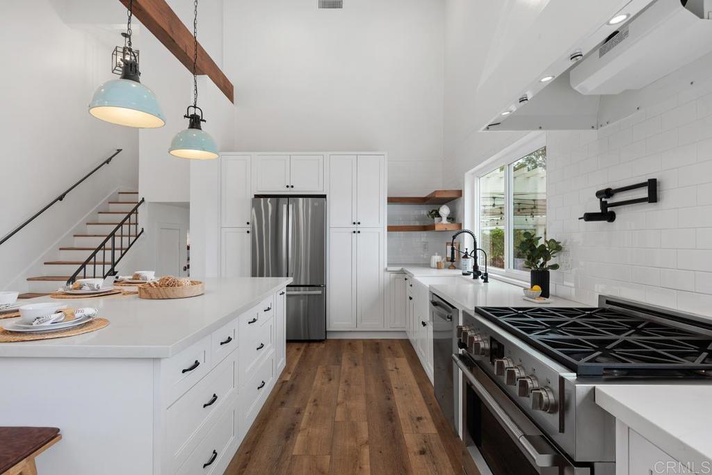 1528 Avenida De Los Lirios - photo 8