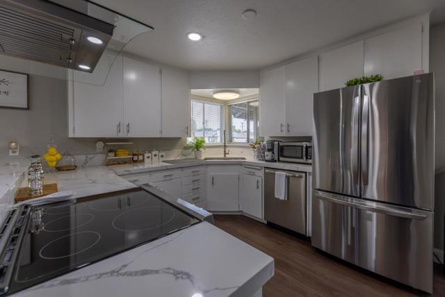 808 Saratoga Drive, Salinas CA: https://media.crmls.org/mediaz/56d373b2-7334-4091-ab5c-5240569ac37e.jpg
