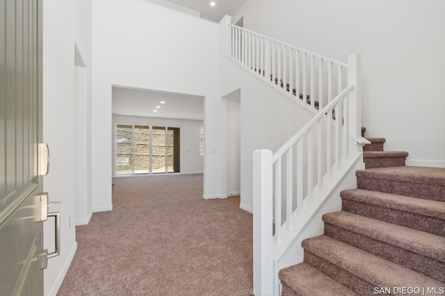 15221 DAWNING CT, Lake Elsinore CA: https://media.crmls.org/mediaz/56d45765-93c1-4985-b48d-f34e9fe9eaad.jpg