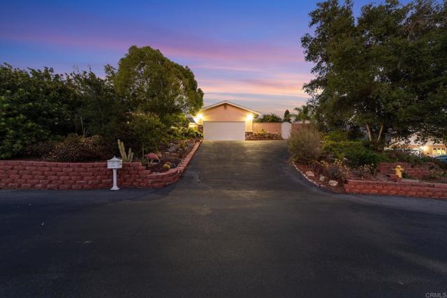 Detail Gallery Image 5 of 68 For 4029 Carpenter Ln, La Mesa,  CA 91941 - 3 Beds | 2 Baths