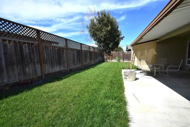 4407 Jonquil Drive, San Jose CA: https://media.crmls.org/mediaz/56d502f2-b67b-46a3-9e78-658385f3ccc7.jpg