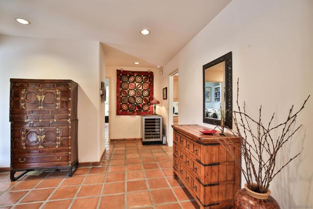 181 Montezuma Dr, Borrego Springs CA: https://media.crmls.org/mediaz/56d527f4-8805-4c01-a455-cbb6b8b8379b.jpg
