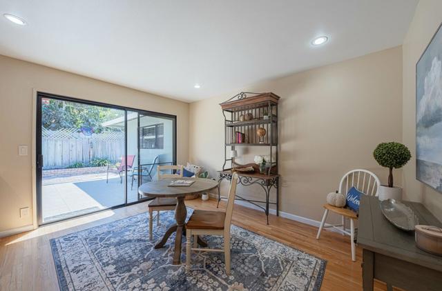 785 Ambrose Drive, Salinas CA: https://media.crmls.org/mediaz/56d58aeb-8817-4601-bfdd-07357a4d5354.jpg