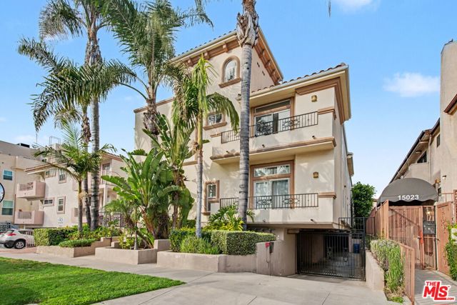 15027 Dickens Street, 1 photo 1